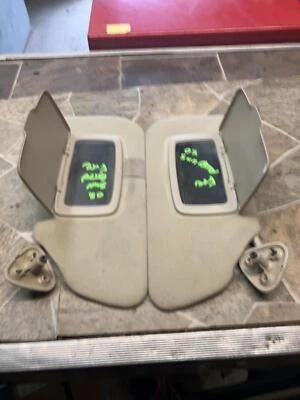 02 PONTIAC SUNBIRD LH RH CONDUCTOR IZQUIERDO PASAJERO DERECHO PARASOL CON ESPEJO  Foto 1 de 4