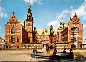 Fountain Frederiksborg Denmark Postcard Top Card UNP Chrome - Picture 1 of 2