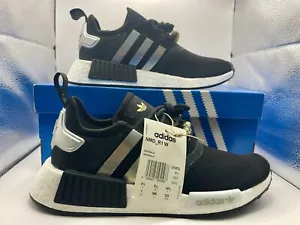 Adidas Scarpe da Ginnastica NMD_R1 W Taglia 5.5 Core Nero Oro Met GY9574 Sneakers Originali - Foto 1 di 17