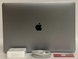 MacBook Pro 15-inch 2017 2.8GHz i7 16GB 256GB MPTV2LL/A Used - Picture 1 of 5