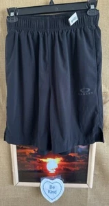Oakley Performance fit men’s black solid S flat athletic short elastic waist - Picture 1 of 5