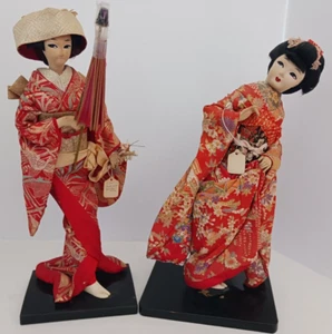 Menge 2 Vintage japanische Geisha Mädchen Stoffpuppe 15" Japan Regenschirm Sonnenschirm - Bild 1 von 6
