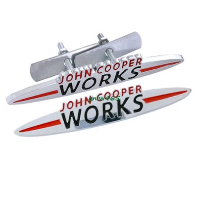 2X Emblema de parrilla delantera cromada John Coopers Works insignia trasera para Mini JCW R50 R53 Foto 1 de 2