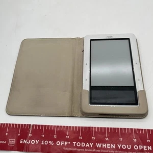 For Parts Barnes & Nobel Nook First Edition E-reader BNRZ100 Case No Cord Bundle - Picture 1 of 7