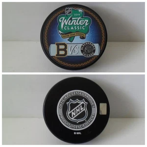 2019 NHL Winter Classic Puck - Boston Bruins vs Chicago Blackhawks - BRAND NEW - Picture 1 of 3