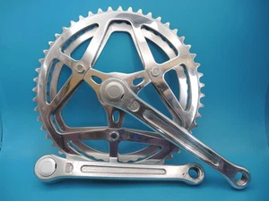 SUGINO MAXY CHAINSET 1970`s 45/52 T - R/H CRANK AND RINGS ARE NOS - L/H IS USED - Picture 1 of 14