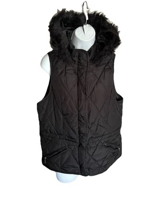 Laura Scott 连帽黑色绗缝背心 L 码人造毛皮装饰户外日常穿着 — 第 1/4 张图片