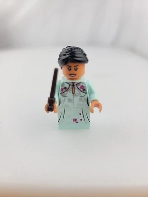 Minifigura genuina Lego Cho Chang Light Aqua vestido 75981 Harry Potter Foto 1 de 4