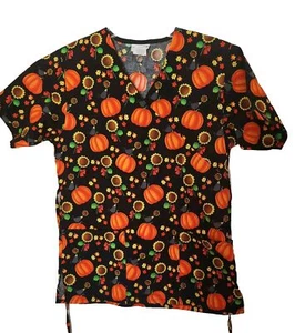 V Life Scrub Top Small Halloween Trick Or Treat Pumpkins & SUNFLOWERS BACK TIES - Picture 1 of 6