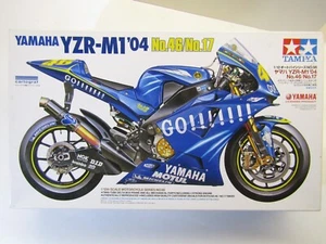 Tamiya 1:12 Scale Yamaha YZR-M1 '04 Model Kit # 14098 + Tabu Full Sponsor Decals - Picture 1 of 12