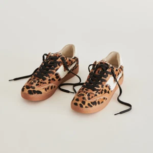 Dolce Vita Notice Stitch Sneaker, Style# VNOTICE3899120, Size 12, Dark Leopard - Picture 1 of 15