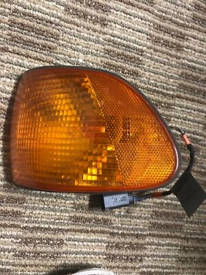 Luz de señalización delantera izquierda bmw serie 7 1995-2001 63,13-8 352 793 2357 Foto 1 de 4