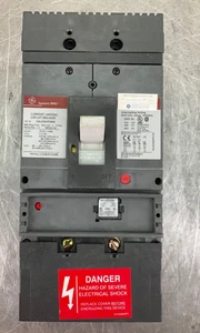 G.E. SGLA36AT0600 SPECTRA SCHUTZSCHALTER 600 A RAHMEN 500 A SRPG600A500 STECKER - Bild 1 von 11