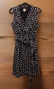 Anne Klein Notch Collar Faux Wrap Polka Dot Sleeveless Dress - 10 EUC - Picture 1 of 11