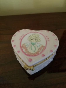 Precious Moments Heart Shaped Trinket Box "You Have Touched So Many Hearts" - Picture 1 of 3
