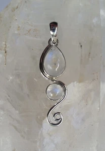 467 Rainbow Moonstone Solid 925 Sterling Silver Twin Gemstone Spiral Pendant - Picture 1 of 4