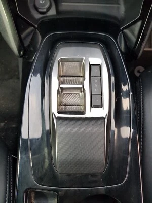 Selector de engranajes automático Peugeot E-2008 GT EV 2023 Foto 1 de 4