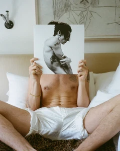 Yungblud  hot sexy bludfest rock and roll High Quality Magnet 3 in by 4 in 777 - Picture 1 of 5