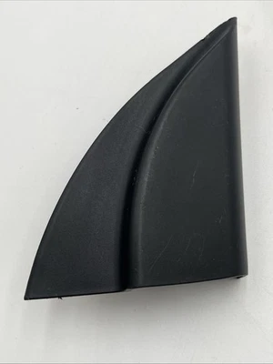 2011 - 2016 Hyundai Elantra Front Right Door Corner Panel Trim 87660-3X010 OEM - Image 1 of 4