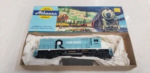LOCOMOTIVA DIESEL SCALA HO ATHEARN RTR GP38-2 ROCK ISLAND #4318 (PERSONALIZZATA) BELLA!🔥 - Foto 1 di 7