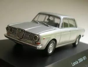LANCIA 2000 1971 scala 1/43 in vetrinetta in display case fulvia flavia - Foto 1 di 10