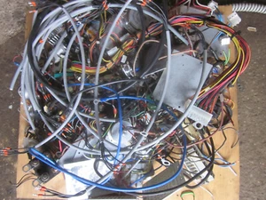 Kupferschrott Kabelschrott Kabelreste Klemmen Spulen 12 Kg und Stecker 4,5 Kg - Bild 1 von 11