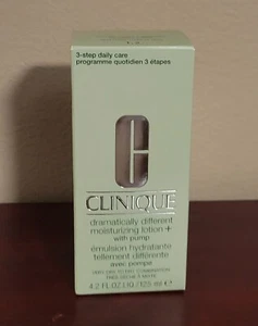 Clinique Dramatically Different Moisturizing Lotion + Very dry to Dry Comb 4.2oz - Picture 1 of 2