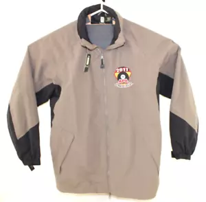 Neu mit Etikett 2011 APA Championship 8 Ball Classic Hartwell Herren XL braun Regenjacke - Bild 1 von 12