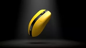 Pulsar X2 Medium Bruce Lee Edition Mouse Rare Limited Edition Only 2000 Produced - Picture 1 of 3
