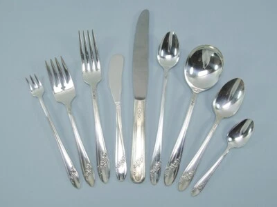 Place Setting Pieces Queen Bess 1946 Silverplate Tudor Plate Oneida YOUR CHOICE! - Image 1 of 4