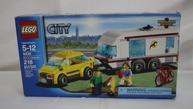 LEGO CITY: Car & Caravan (4435) Brand New & Factory Sealed