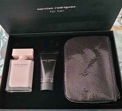 Narcisco Rodriguez for her, Eau de Parfum 50 ml, Body Lotion 50 ml, Pouch - Bild 1 von 4