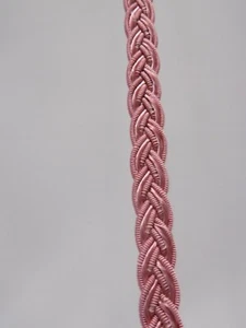 1 MT PASSAMANERIA BORDO DECORAZIONE ABBIGLIAMENTO TRECCIA EFFETTO LUCIDO ROSA - Picture 1 of 1