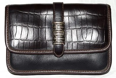 Bolso sin asas de cuero con solapa de cocodrilo marrón negro St Johns Bay y organizador con cremallera alrededor Foto 1 de 4