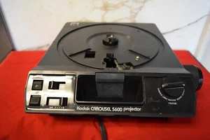 Kodak Carousel 5600 Slide Projector - Picture 1 of 2