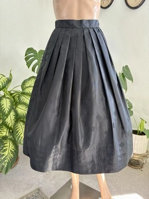 Falda circular plisada formal satinada negra Liz Claiborne vintage años 80 hace 50 pequeña Foto 1 de 4