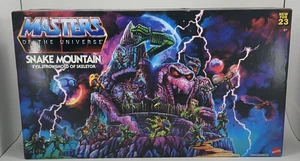 Mattel Masters of the Universe Origins Snake Mountain Playset 2023 - Foto 1 di 8