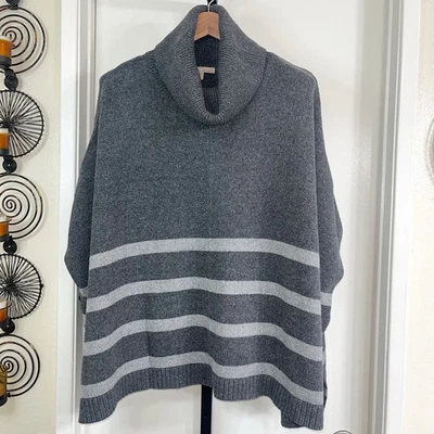 Poncho xale feminino Banana Republic mistura de lã gola capuz - Cinza, tamanho M - Imagem 1 de 4