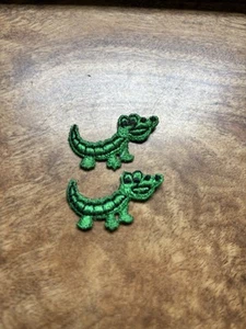 2 Vintage Alligator Gator Patch 3” Ferro su Applique Ricamato Cappello Giacca Borsa - Foto 1 di 4