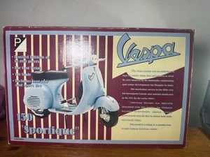 Xonex Vespa Scooter DIE CAST Metal 1 6 Scale Limited Edition numbered 553 - Picture 1 of 10