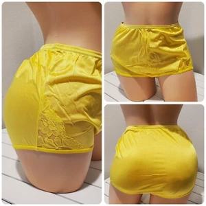 Vanity Fair Lace Nouveau Shiny Nylon Panty Full Cut 11/4XL Carnation YELLOW - Picture 1 of 4