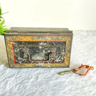 1930s Vintage Litho Tin Money Box Jewellery Box Cash BOX Brass Key TB695 - Image 1 of 4