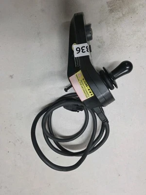 Sillas de ruedas eléctricas joystick tradicional LiNX controles dinámicos DLX-REM060-A Foto 1 de 4