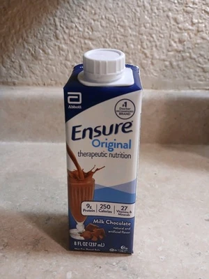 Ensure® Original Nutrición Terapéutica, Chocolate con Leche, 8 OZ Cartón Paquete de 24 Nuevo Foto 1 de 4