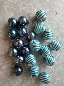 Lot 20 Blue Vtg Mercury Glass Plastic Caps Silk Christmas Feather Tree Ornaments - Picture 1 of 8