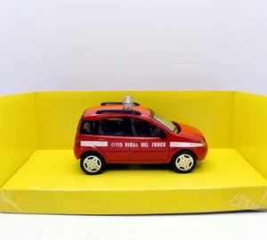 Modellino auto pompieri 1:43 Fiat panda VIGILI DEL FUOCO diecast modellismo - Foto 1 di 2