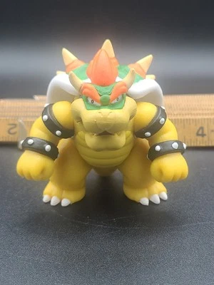 Super Mario Bros. Bowser 2 1/2" Action Figure Jakks Pacific Nintendo Loose - Image 1 of 3