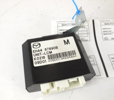 Módulo de control de faros Mazda CX-7 OEM 2010-2012 Foto 1 de 3