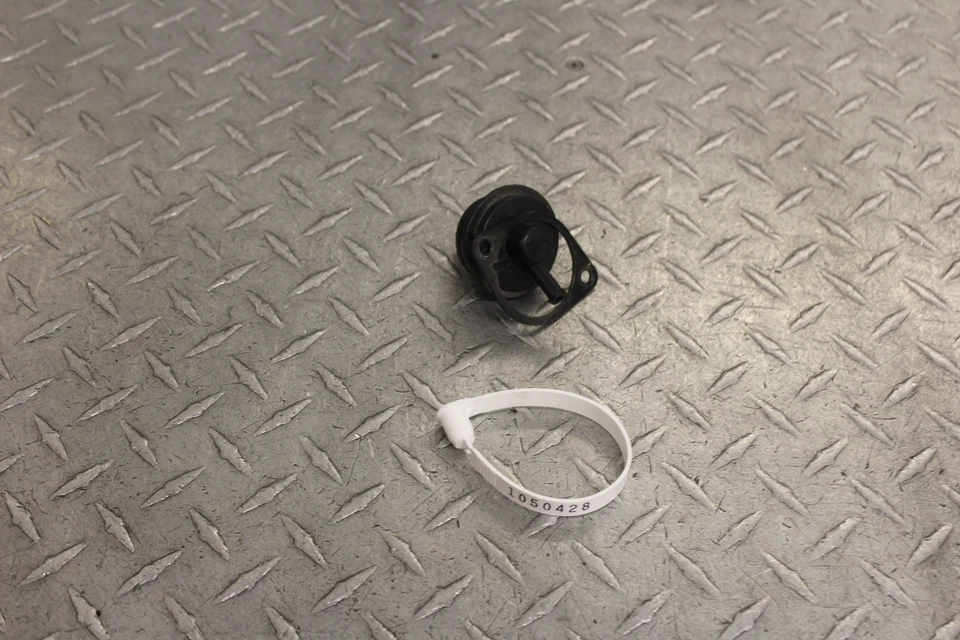 Buell Lightning XB12S 2004 válvula de aire solenoide superior interruptor del motor sensor Foto 1 de 4