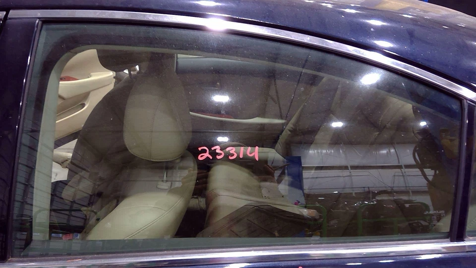 2007-2012 Lexus ES350 Rear Door Glass Left Driver Side OEM 6811433160 - Изображение 1 из 1